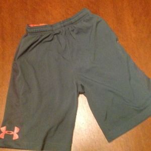 Reserved for bundle Dark gray Under Armour shorts;