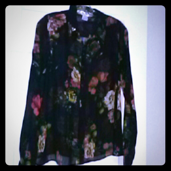 Blouse - Picture 1 of 3