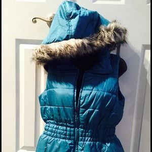 Teal detachable hoodie vest