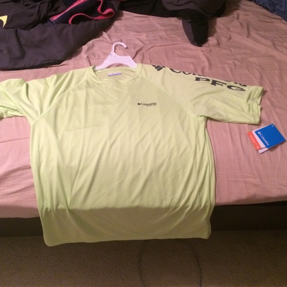 Columbia T Shirt - Picture 1 of 2