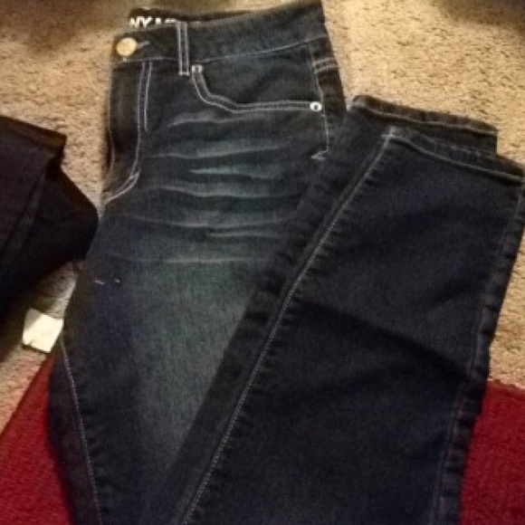 Aeropostale skinny jeans size 6