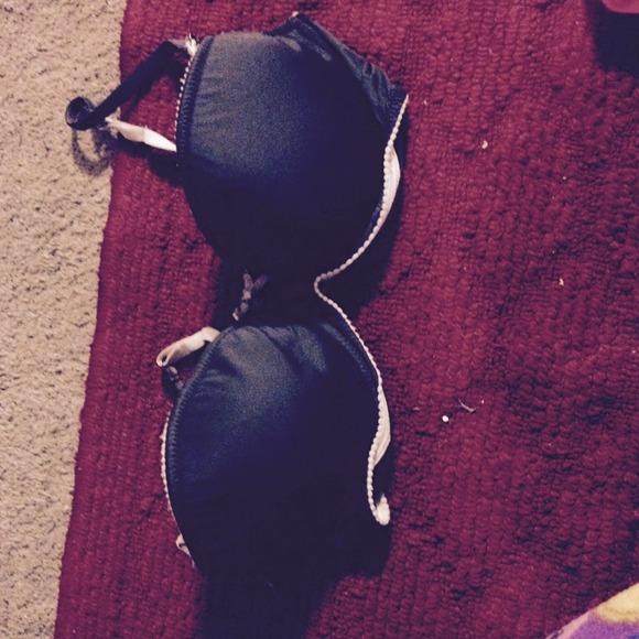 Victoria secrets bra