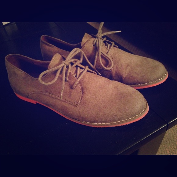 Tan Oxfords with Pink Sole