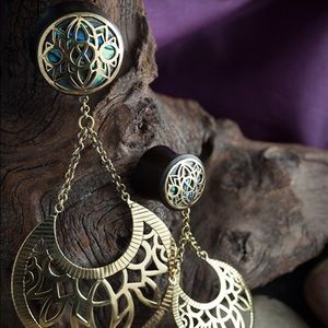 5/8th wood plugs with hanging  half moon