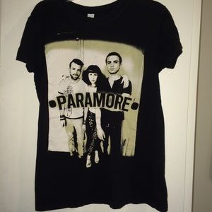 Black Paramore Graphic Tshirt