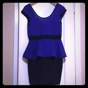 Made in USA 95% polyester in great condition