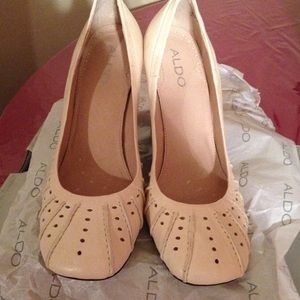 Cute cream colored shows