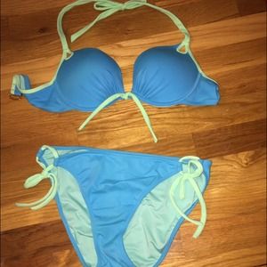 Victoria secret bikini set. Large bottom