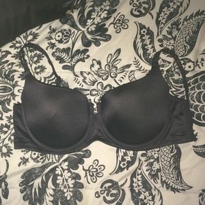 Victoria's Secret black Bra 38D 💣💣