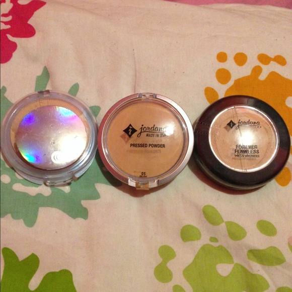 Powder Foundations