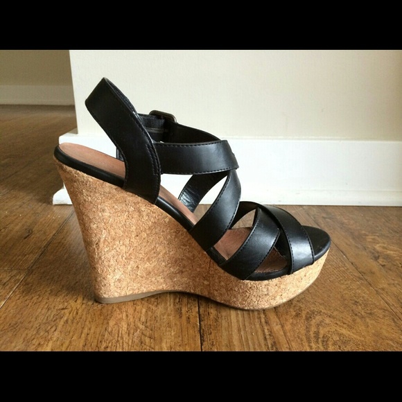Aldo Black Wedges
