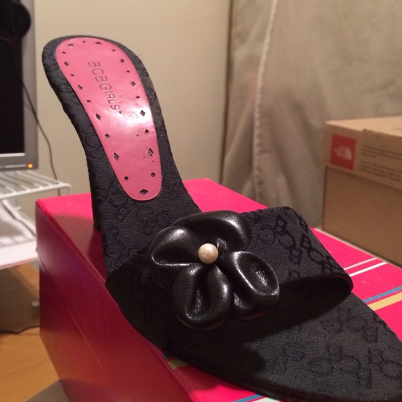 BCBG black wedge