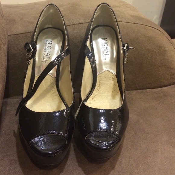 Mk Sophia Mary Jane 5 inches