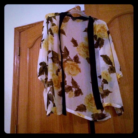 Floral oversized kimono