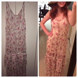 SALE✨✨ FREE PEOPLE Floral Dress!❤️