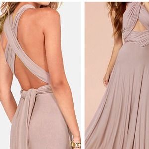 Newly Listed! 💕 Versatile Maxi Dress