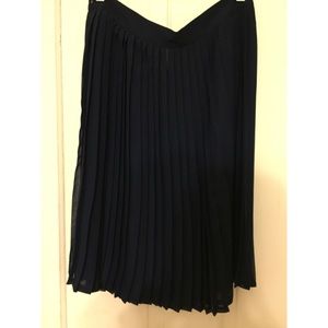 American Apparel Chiffon Skirt
