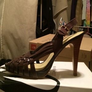Brown Nine West heel