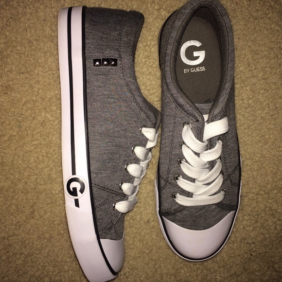 SALE✨✨ G by Guess tennis shoe!