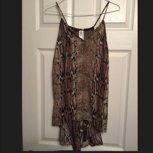 Rattle snake pattern top and bra bundle