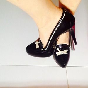 Pump shoes