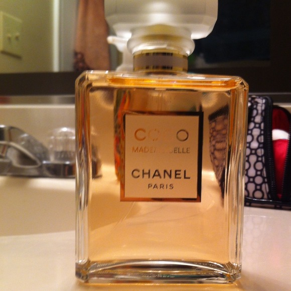 CHANEL perfume