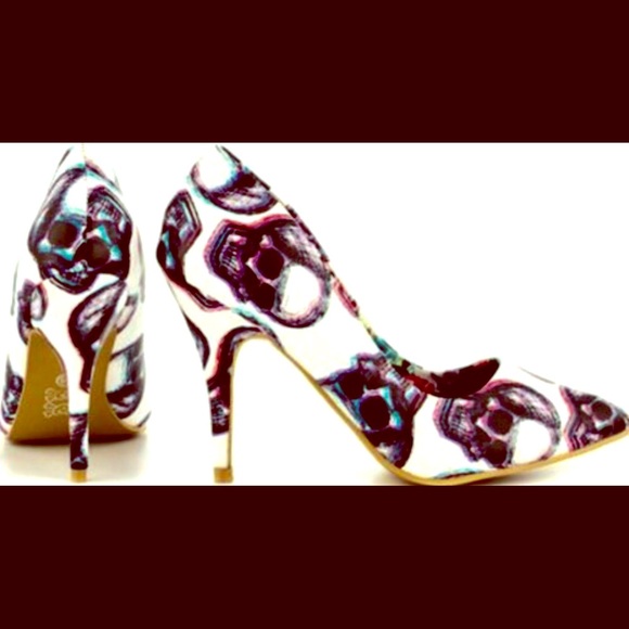 NIB Third Dimension Heel Size 10