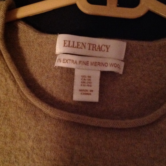 Light brown sweat shirt! - Picture 2 of 3