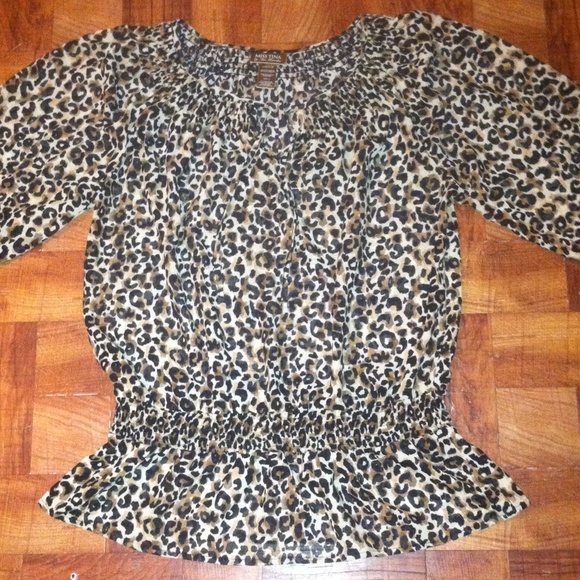 Sheer cheetah print top. Loose fit . Size 12/14. - Picture 1 of 1