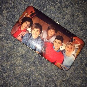 One Direction wallet!