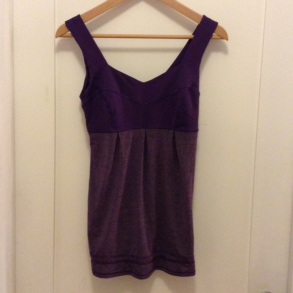 Lululemon top
