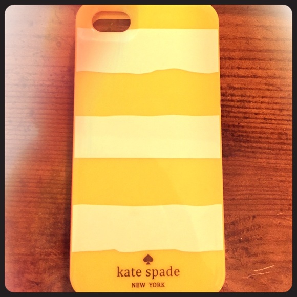 🎉PRICE LOWERED🎉--Kate Spade iPhone 5 cover