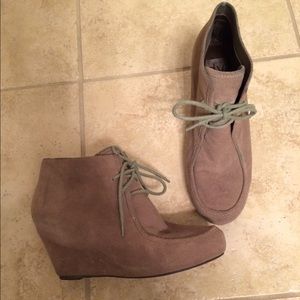 Dolce Vita Suede Wedge