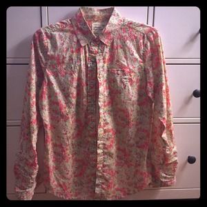American Eagle Floral Blouse