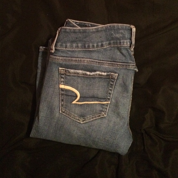 American Eagle Artist Jean