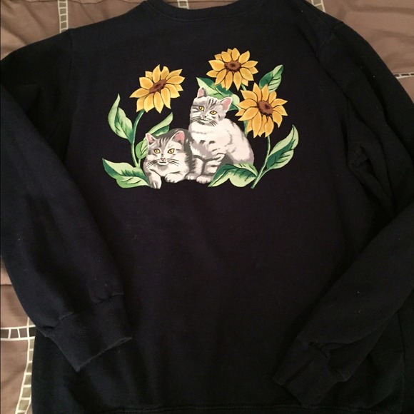 Sweaters - Vintage cat sweater w/sunflowers