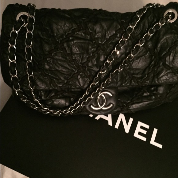 Chanel Flap - Picture 2 of 3