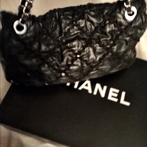 Chanel Flap - Picture 3 of 3