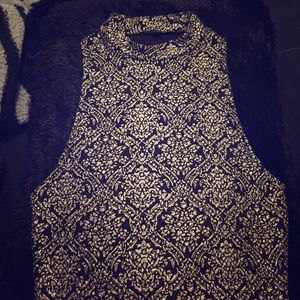 Crop top