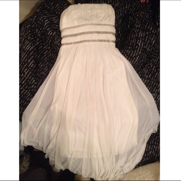 Gorgeous cream dress