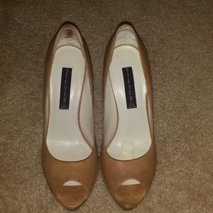 Camel Open Toe Pump