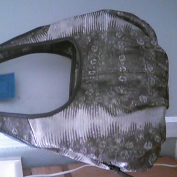 Purse - Picture 3 of 3