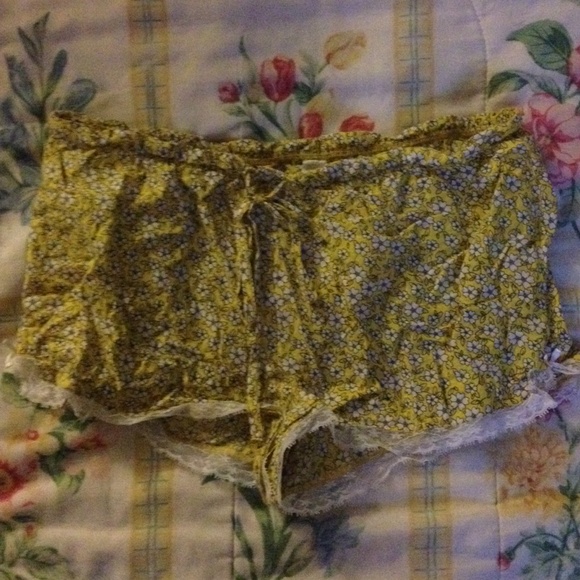 Pj Floral Shorts