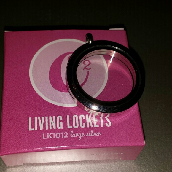 Origami Owl Living Locket size large