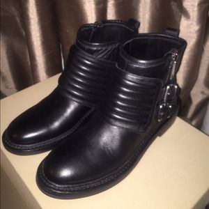 Burberry brit keating flat ankle boot BRAND NEW