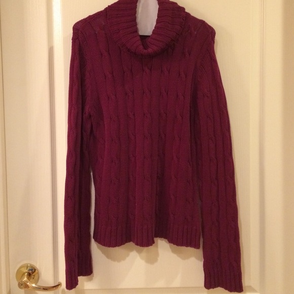 Turtle neck sweater