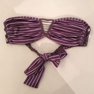 🚫 SOLD 🚫Acacia crochet bikini top