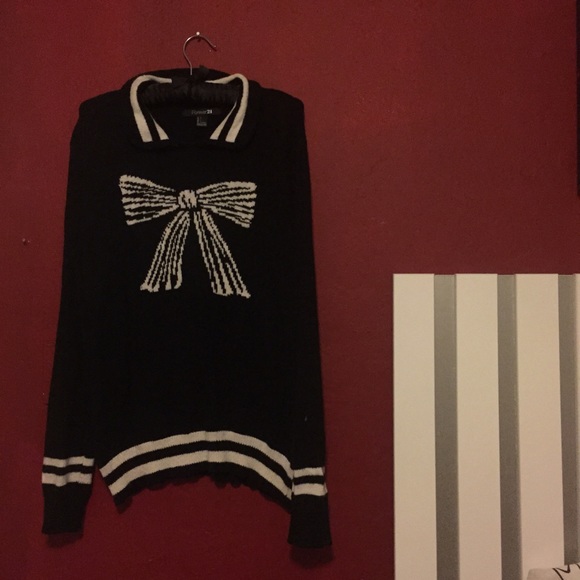 Forever 21 oversized sweater/Rollingstone shirt