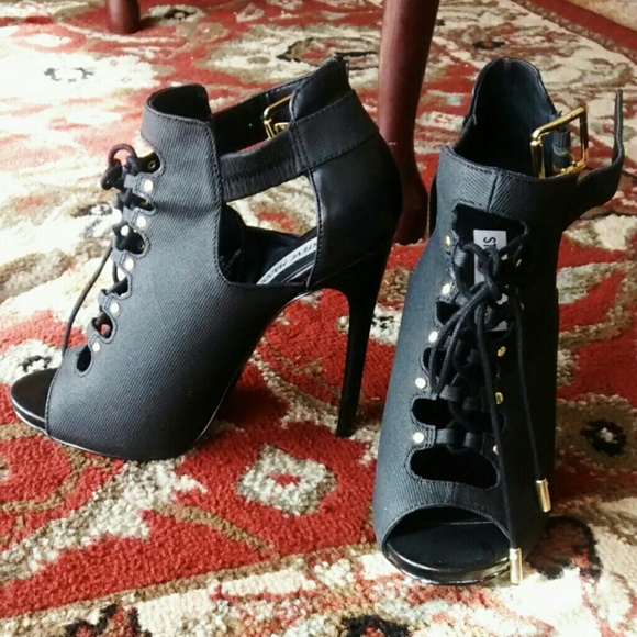 Steve Madden Shoes - Shoes