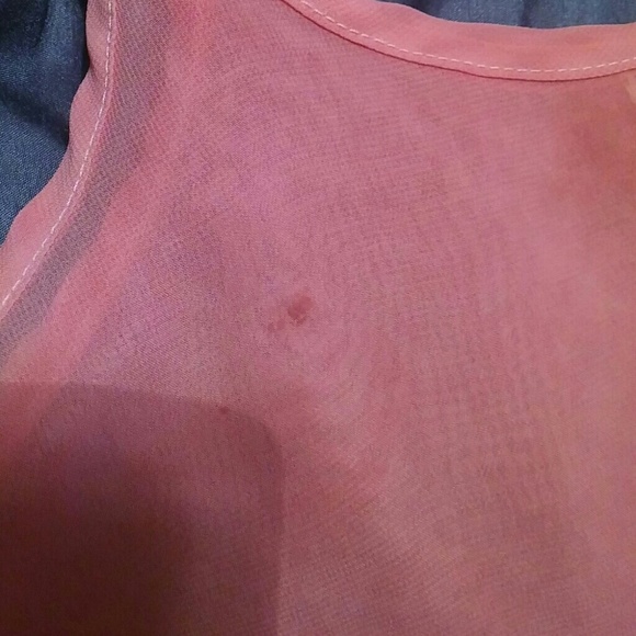 Crop top - Picture 2 of 3